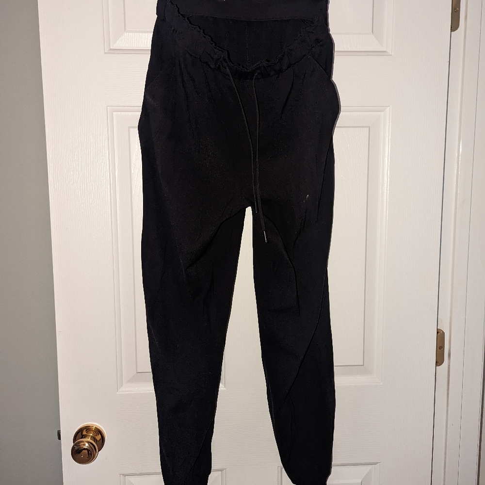 Lululemon joggers